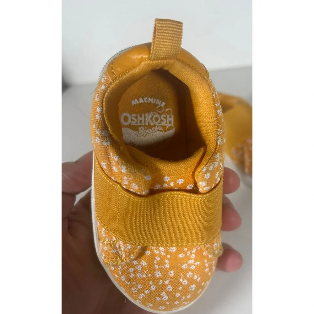 OshKosh Bgosh Lulutop Yellow Floral Slip On Sneakers Toddler Girls Size 5M